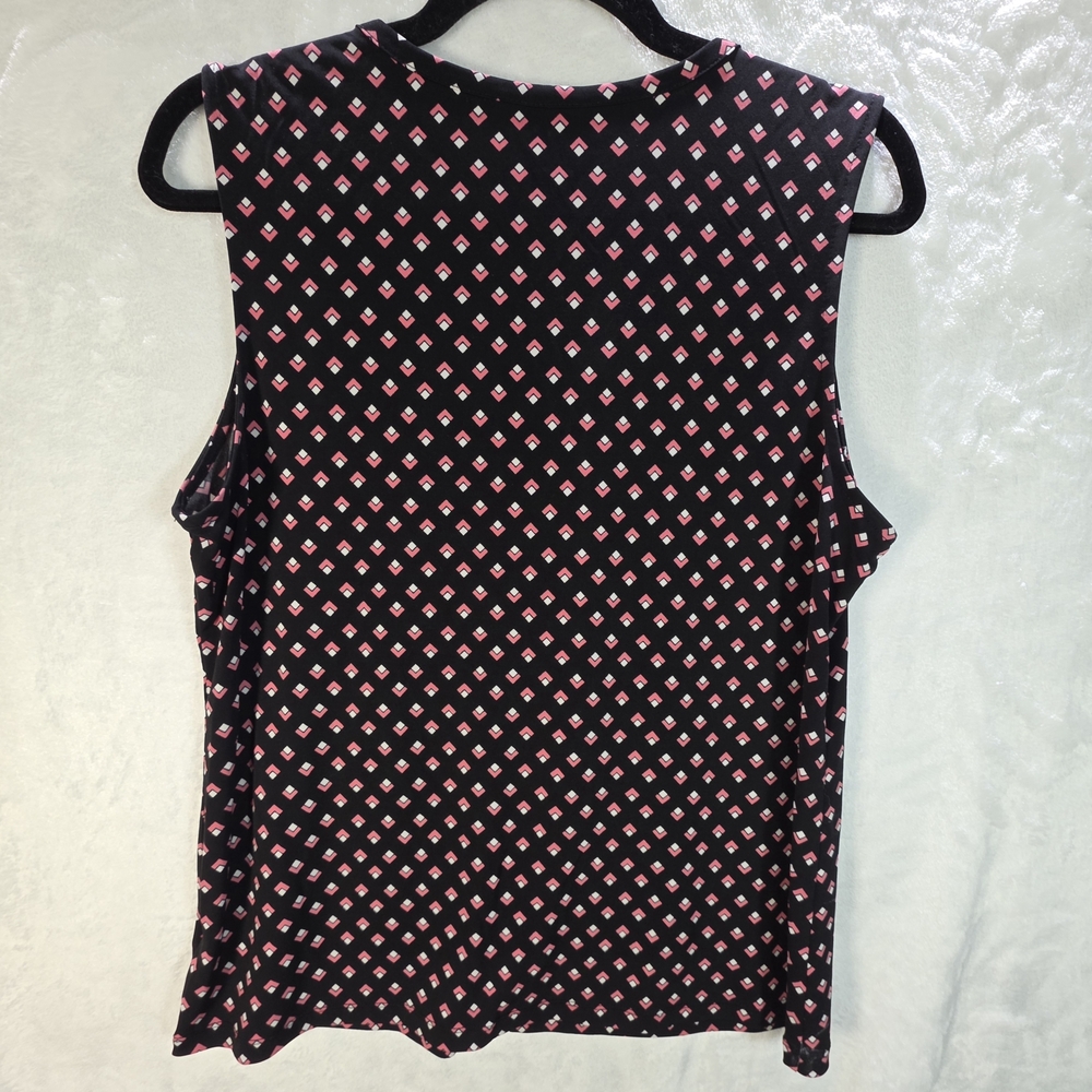 Liz Claiborne Black Sleeveless Geometric Print Camisole with Pink Accents - Picture 2 of 5